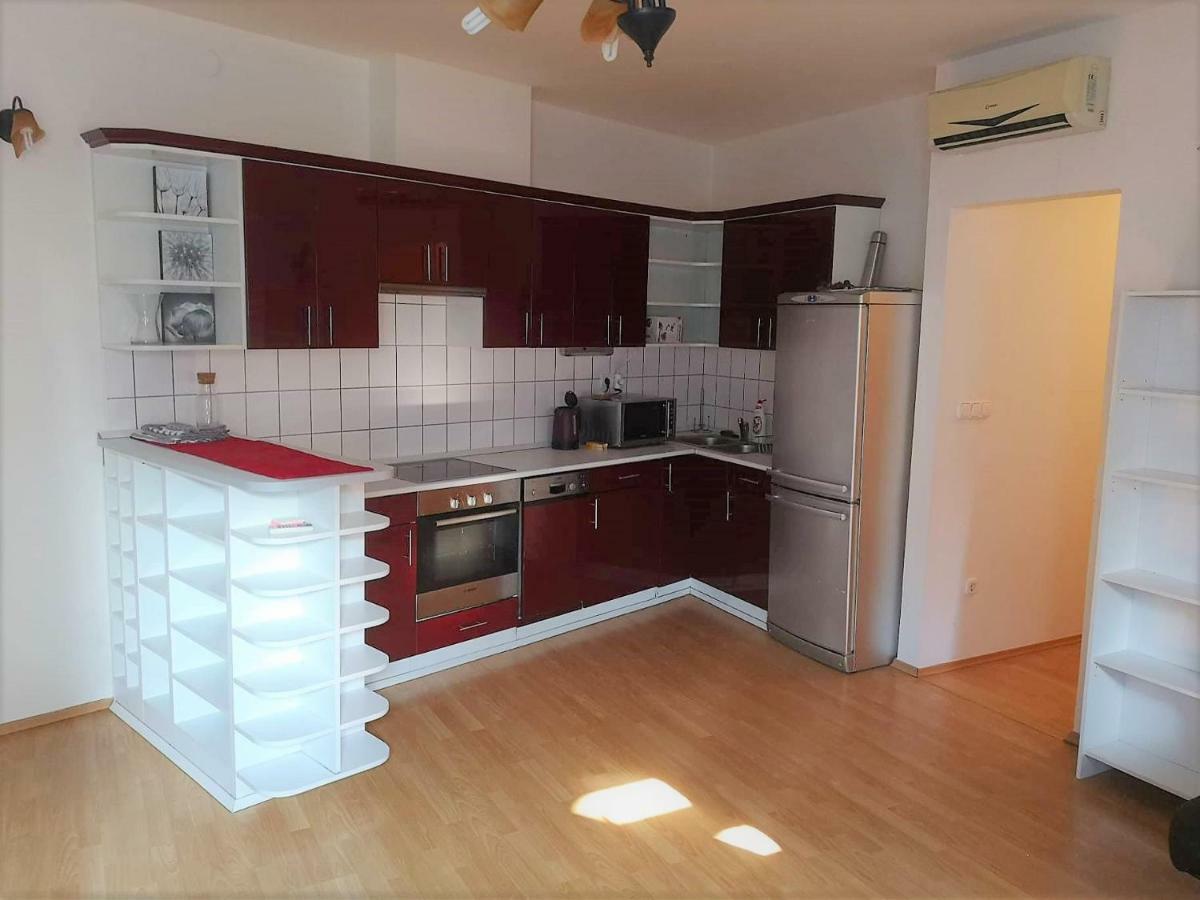 Centrum - A. Apartman بيتْش المظهر الخارجي الصورة