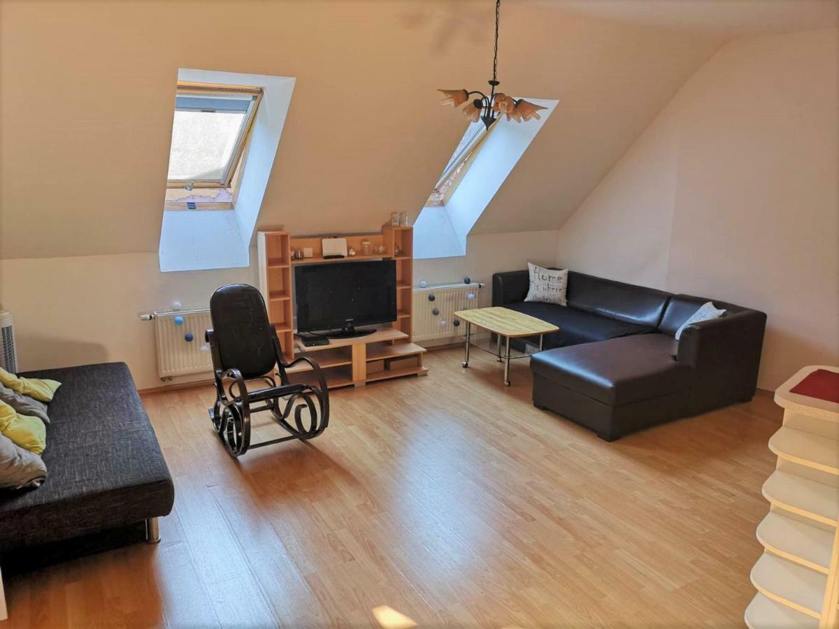Centrum - A. Apartman بيتْش المظهر الخارجي الصورة